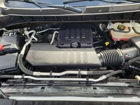 Used 2021 Chevrolet Silverado 1500 Custom w/ LPO, Dark Essentials Package RWD image 10