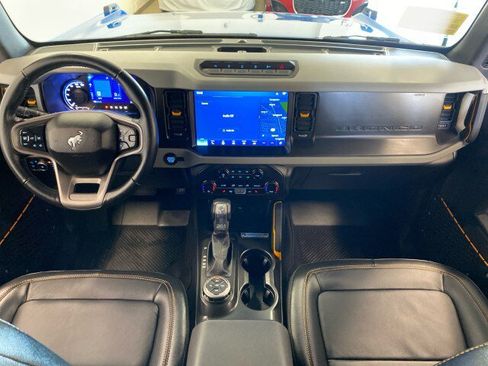 Used 2023 Ford Bronco Badlands AWD/4WD image 11