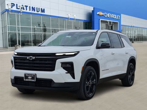 New 2027 Chevrolet Traverse LT w/ Midnight/Sport Edition FWD image 2