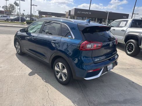 Used 2019 Kia Niro LX FWD image 3