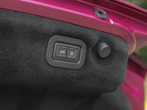 Used 2024 Bentley Continental GT S image 23