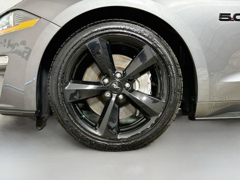 Used 2021 Ford Mustang GT Premium w/ Equipment Group 401A RWD image 38
