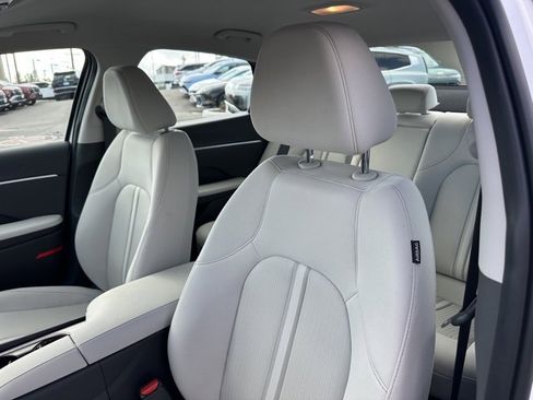Certified 2025 Hyundai Sonata SEL image 12