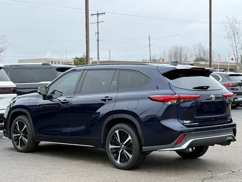 Used 2022 Toyota Highlander XSE image 46