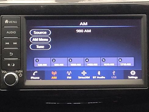 Used 2019 Nissan Sentra SV FWD image 25
