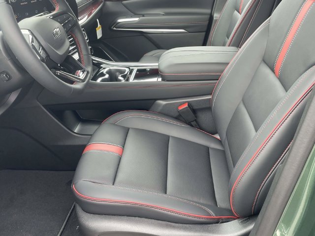 New 2027 Chevrolet Traverse RS FWD image 12
