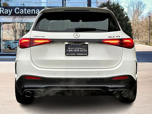 Certified 2025 Mercedes-Benz GLC 43 AMG 4MATIC image 4