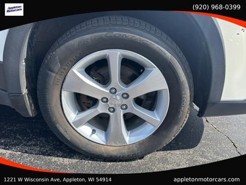 Used 2014 Subaru Outback 2.5i Premium w/ Accessory Value Package (OYT) AWD/4WD image 13