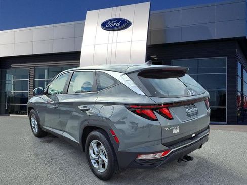 Used 2024 Hyundai Tucson SE FWD image 3