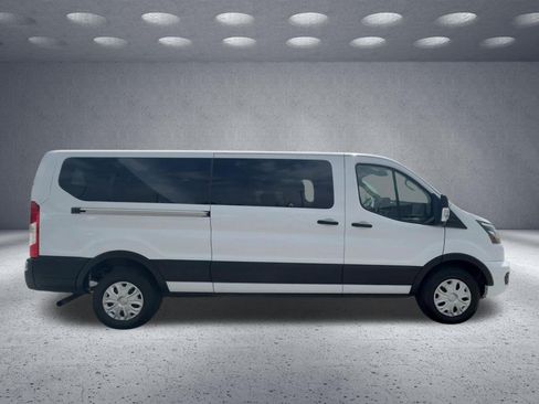 Used 2023 Ford Transit 350 XLT RWD image 7