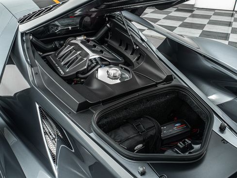 Used 2019 Ford GT RWD image 55