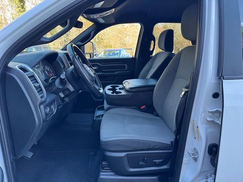 Used 2024 RAM 3500 Big Horn image 12