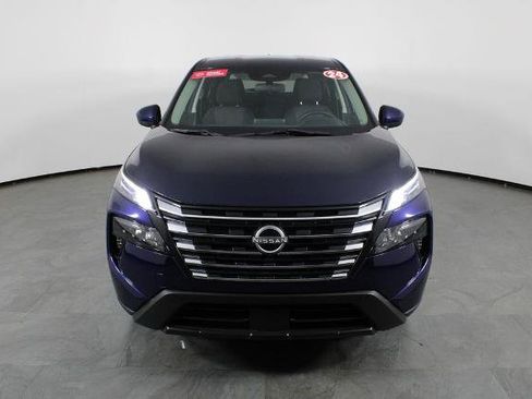 Certified 2024 Nissan Rogue SV FWD image 14