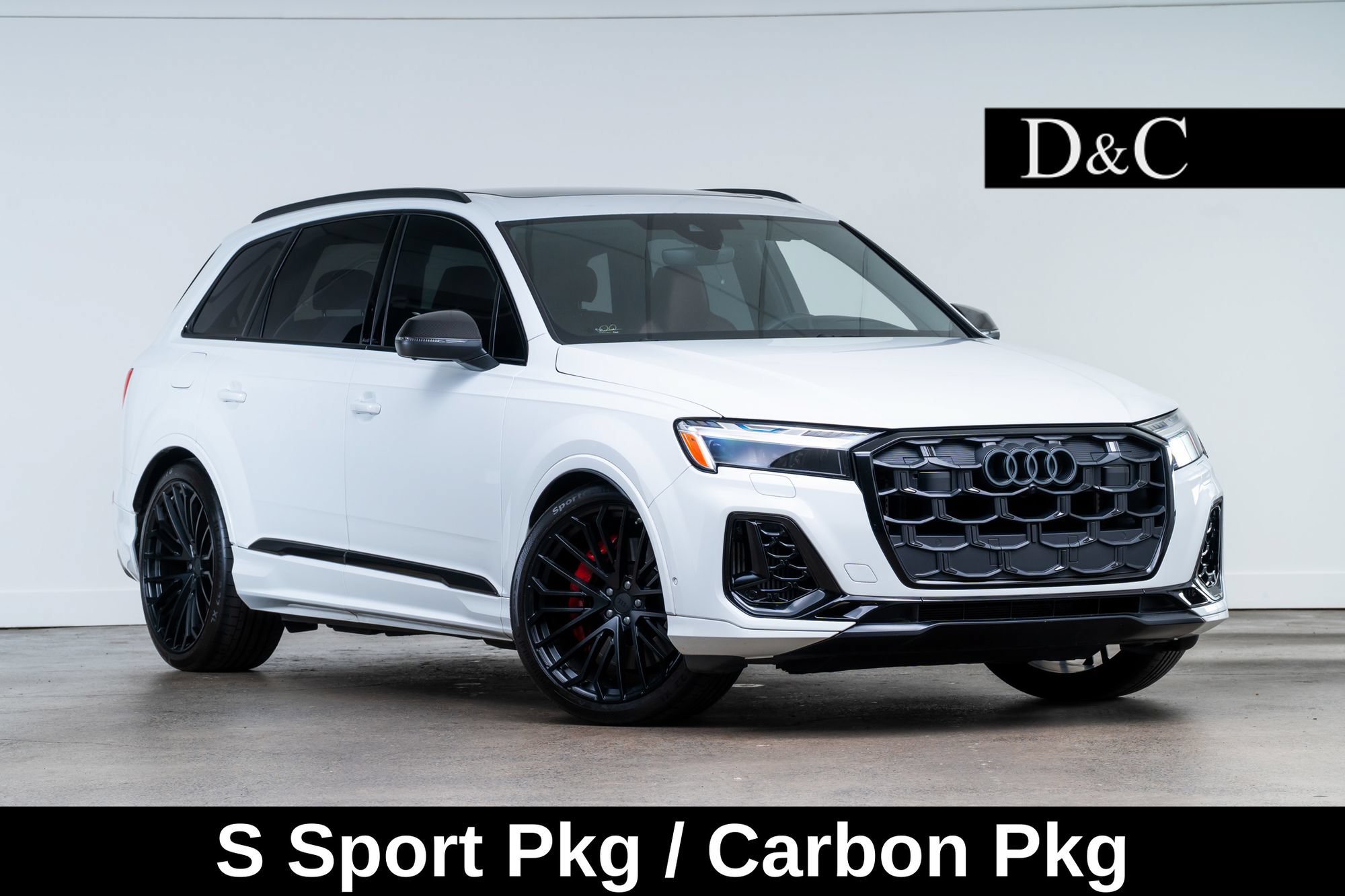 Used 2025 Audi SQ7 Prestige AWD/4WD image 1