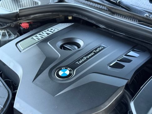 Used 2019 BMW 530i w/ Convenience Package RWD image 12