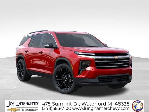 New 2026 Chevrolet Traverse LT w/ LPO, Floor Liner Package FWD image 7