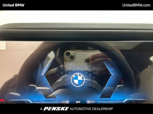 Used 2025 BMW 760i xDrive w/ Executive Package image 15