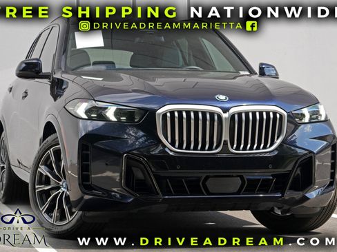 Used 2024 BMW X5 xDrive50e w/ M Sport Package AWD/4WD image 2