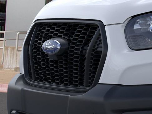 New 2025 Ford Transit 250 Low Roof image 24