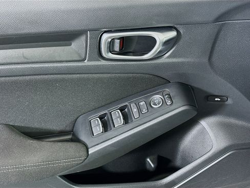 Used 2025 Honda Civic Sport image 15
