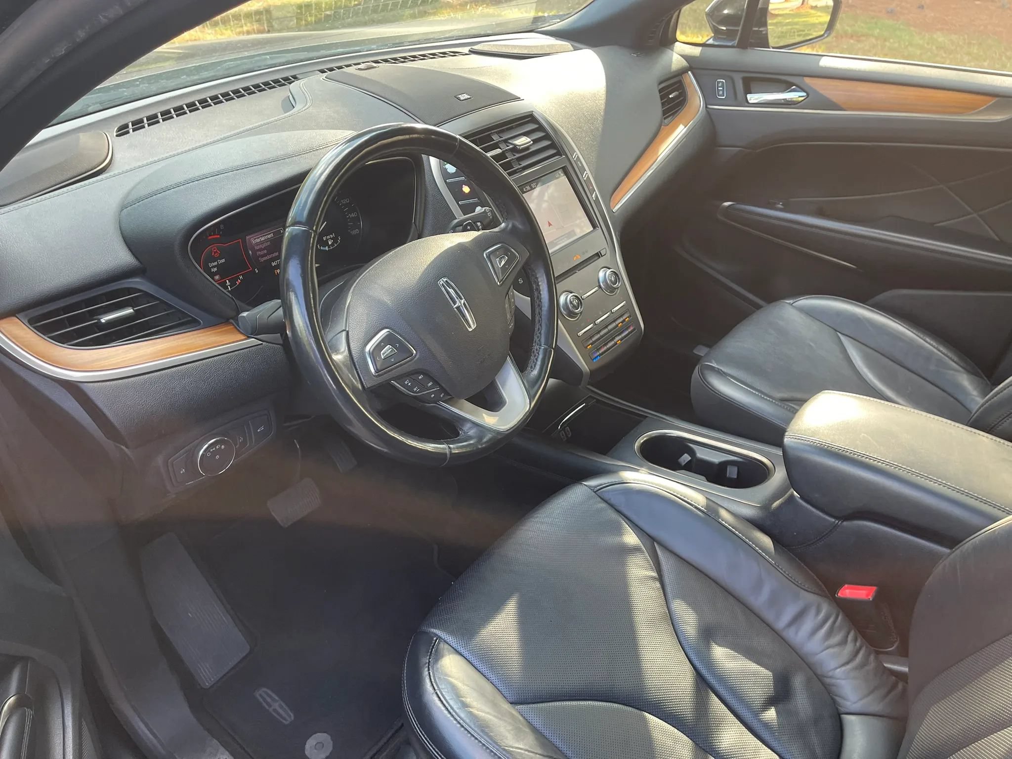 Used 2019 Lincoln MKC Reserve w/ MKC Climate Package AWD/4WD image 11