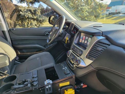 Used 2016 Chevrolet Suburban 3500 LS w/ Driver Alert Package image 31