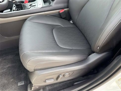 New 2026 Kia Carnival EX image 14