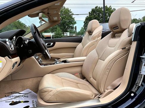 Used 2014 Mercedes-Benz SL 550 image 22