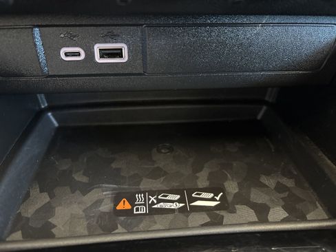 Certified 2025 GMC Canyon AT4 w/ AT4 Premium Package image 22