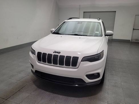Used 2020 Jeep Cherokee Latitude Plus FWD image 15