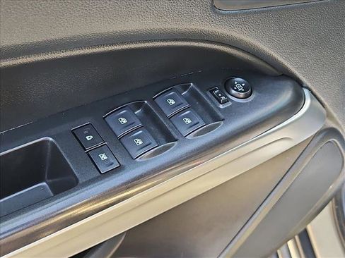 Certified 2022 Chevrolet Colorado ZR2 AWD/4WD image 11
