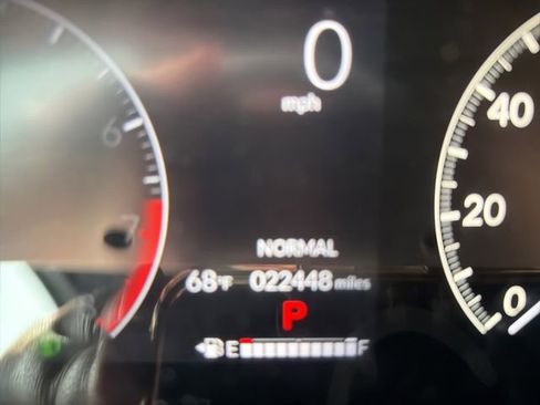 Used 2025 Honda HR-V Sport image 6