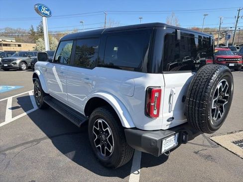 Used 2025 Ford Bronco Outer Banks AWD/4WD image 5