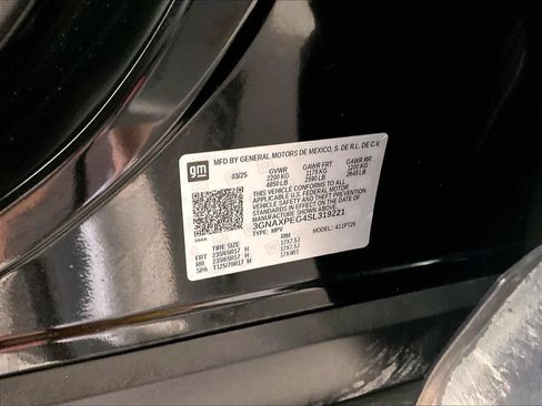 Used 2025 Chevrolet Equinox LT w/ Convenience Package II AWD/4WD image 35