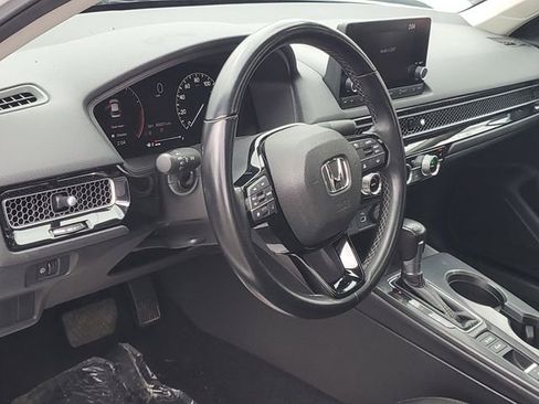 Used 2022 Honda Civic EX image 11