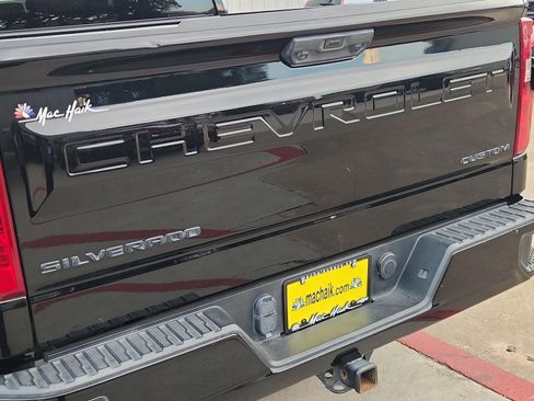 Used 2022 Chevrolet Silverado 1500 Custom RWD image 24