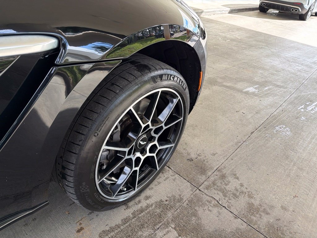 Used 2021 Aston Martin DBX AWD/4WD image 27