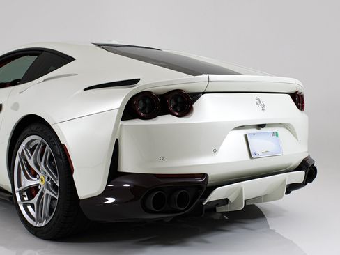 Certified 2020 Ferrari 812 Superfast RWD image 25