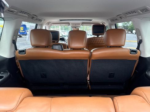 Used 2019 INFINITI QX80 Luxe AWD/4WD image 12