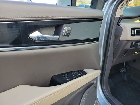 Certified 2023 Lincoln Nautilus FWD w/ Premium Package image 19