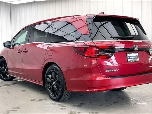 Certified 2024 Honda Odyssey Sport image 11