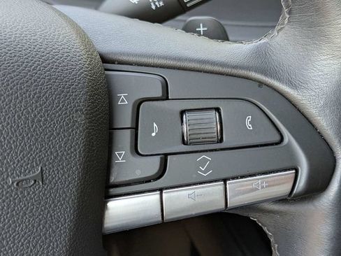 Certified 2025 Cadillac XT4 Premium Luxury FWD image 26
