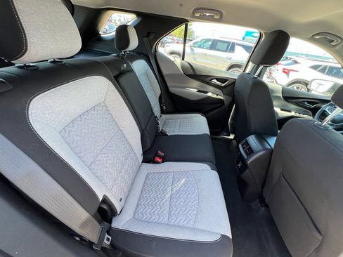 Used 2024 Chevrolet Equinox LS AWD/4WD image 25