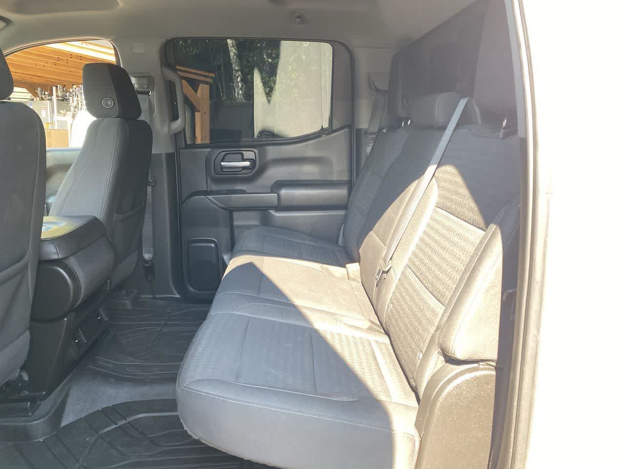 Used 2022 Chevrolet Silverado 1500 Custom Trail Boss AWD/4WD image 16
