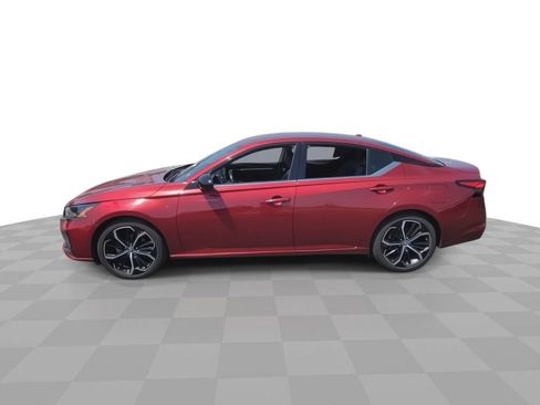 Used 2023 Nissan Altima 2.5 SR FWD image 5