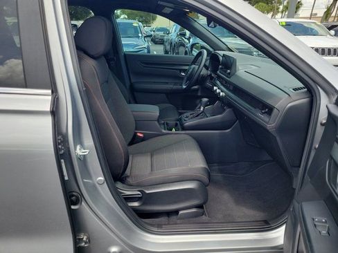 Used 2025 Honda CR-V Sport image 10