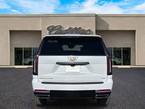 New 2026 Cadillac Escalade Luxury w/ Touring Package image 2