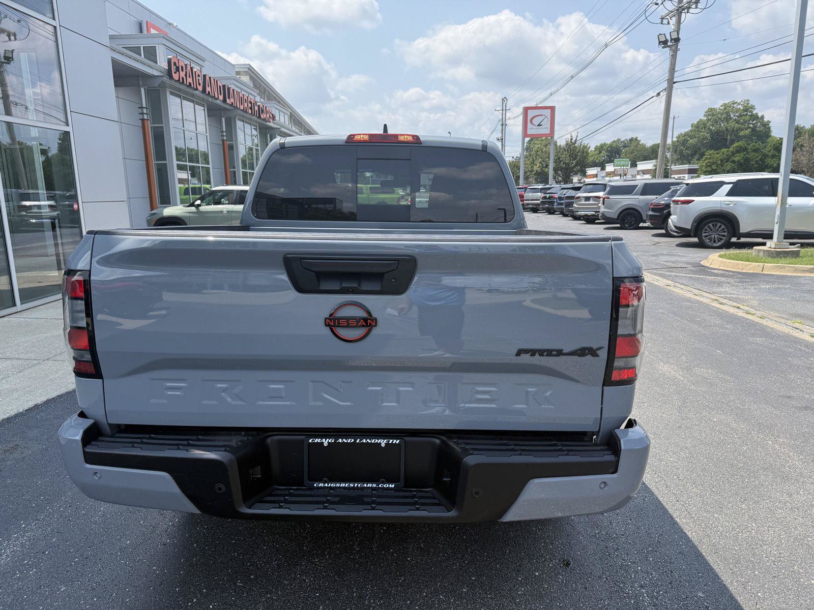 Used 2024 Nissan Frontier PRO-4X w/ Technology Package AWD/4WD image 5