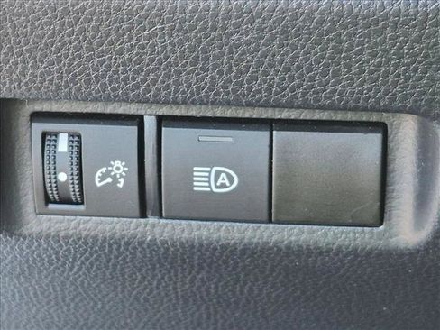 Used 2024 Toyota RAV4 AWD Hybrid image 13
