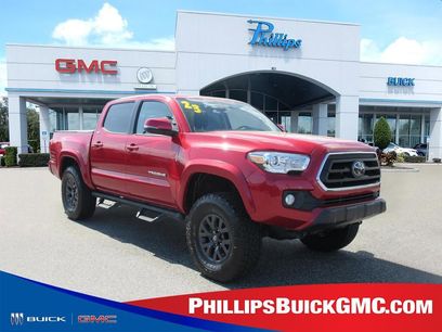 Used 2023 Toyota Tacoma SR5 w/ Technology Package